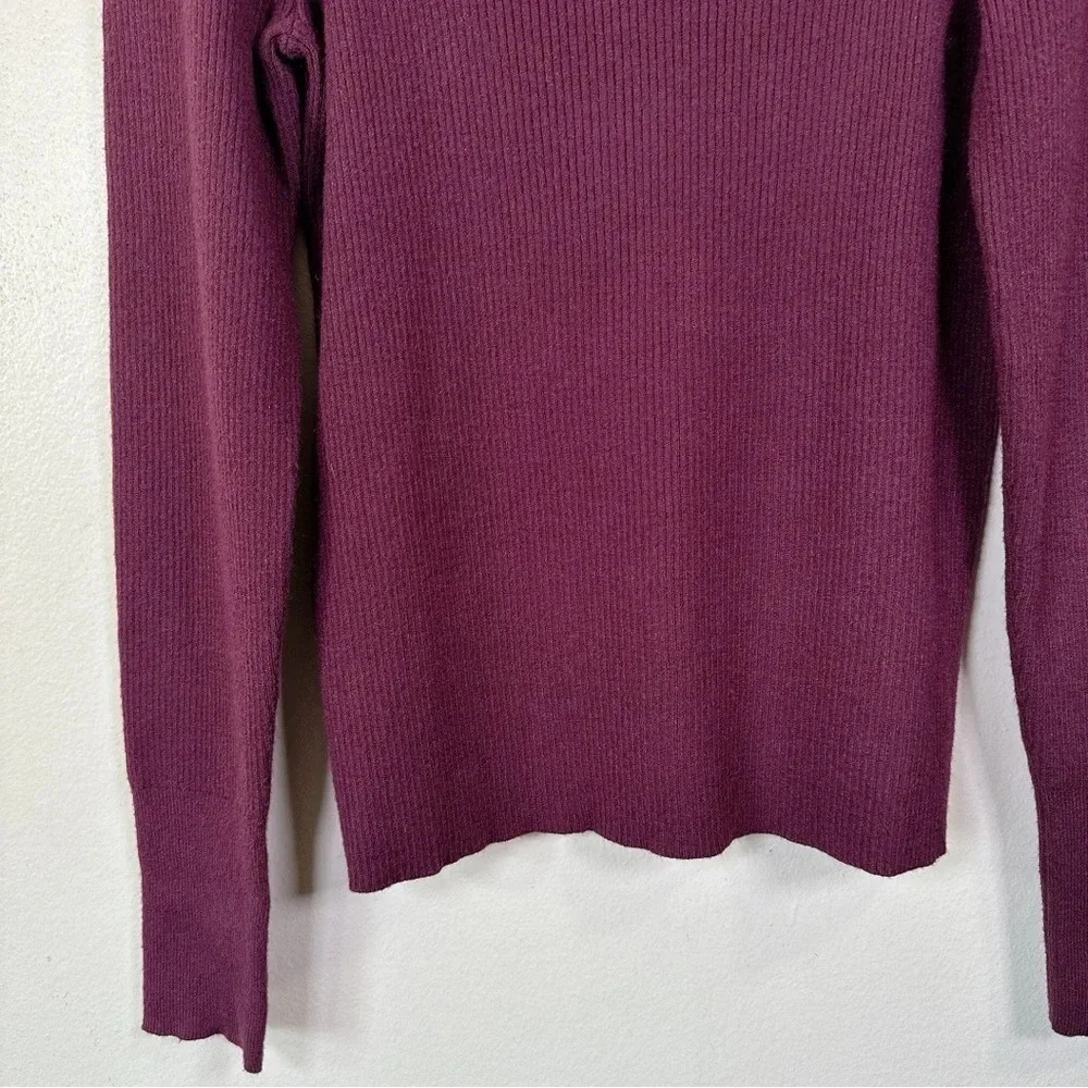 Halogen Womens Size 1X Ribbed Heart Neck Soft Long Sleeve Sweater